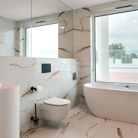 Lägenhetshotell Arche Fabryka Samolotow W Mielnie