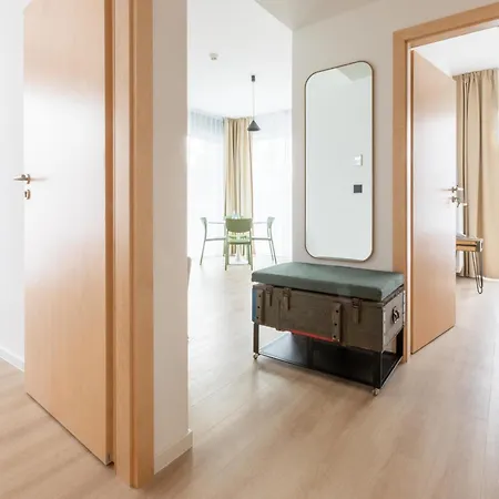 Arche Fabryka Samolotow W Mielnie 4*