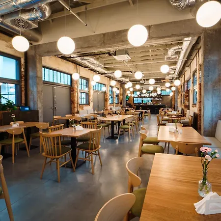 Lägenhetshotell Arche Fabryka Samolotow W Mielnie