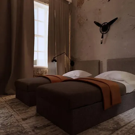 Arche Fabryka Samolotow W Mielnie 4*