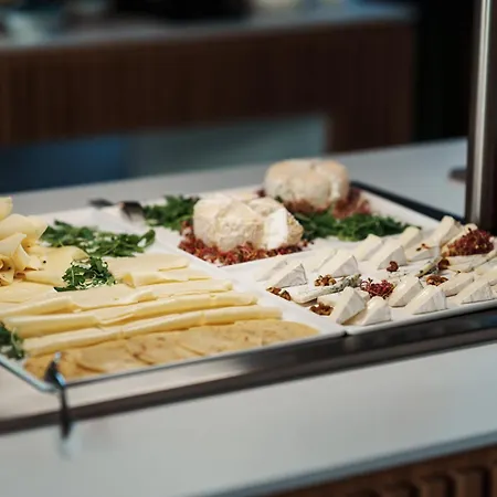 Arche Fabryka Samolotow W Mielnie Lägenhetshotell 3*