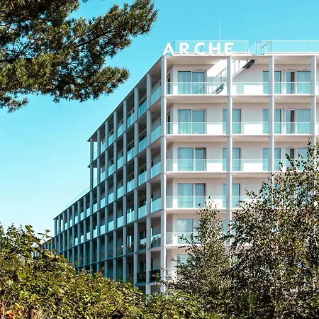 Arche Fabryka Samolotow W Mielnie Aparthotel