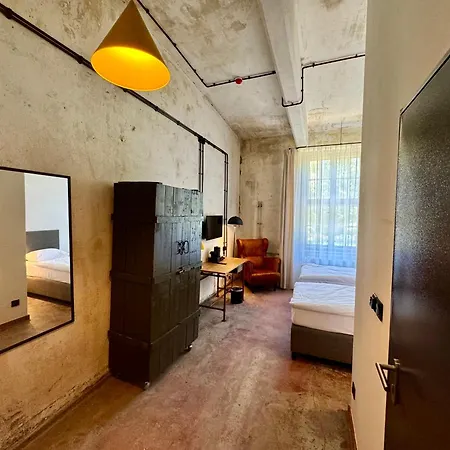 公寓式酒店 Arche Fabryka Samolotow W Mielnie 梅尔诺