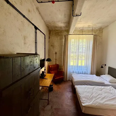 Arche Fabryka Samolotow W Mielnie