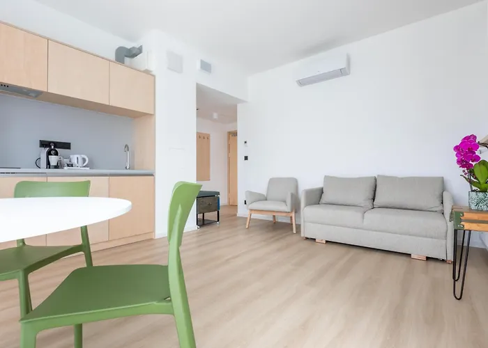 Arche Fabryka Samolotów W Mielnie 3*