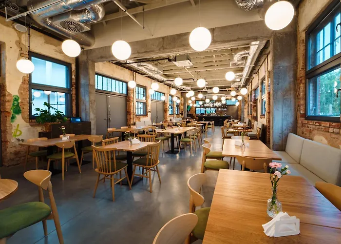 Apartahotel Arche Fabryka Samolotów W Mielnie