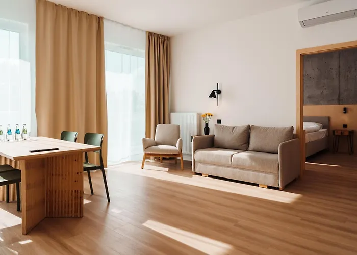 Arche Fabryka Samolotów W Mielnie 3*