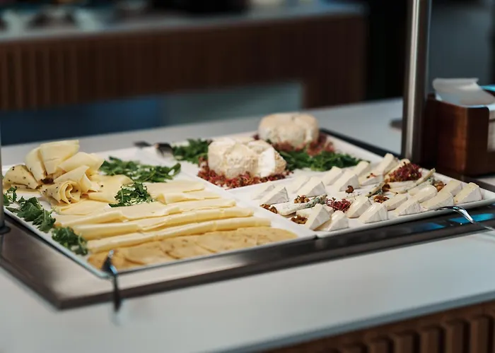 Arche Fabryka Samolotów W Mielnie Apartahotel 3*