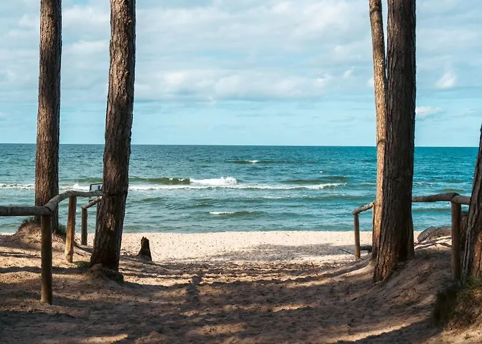 Arche Fabryka Samolotów W Mielnie Apartahotel 3*