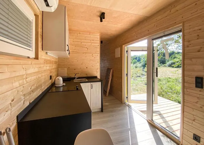 Arche Fabryka Samolotów W Mielnie 3*